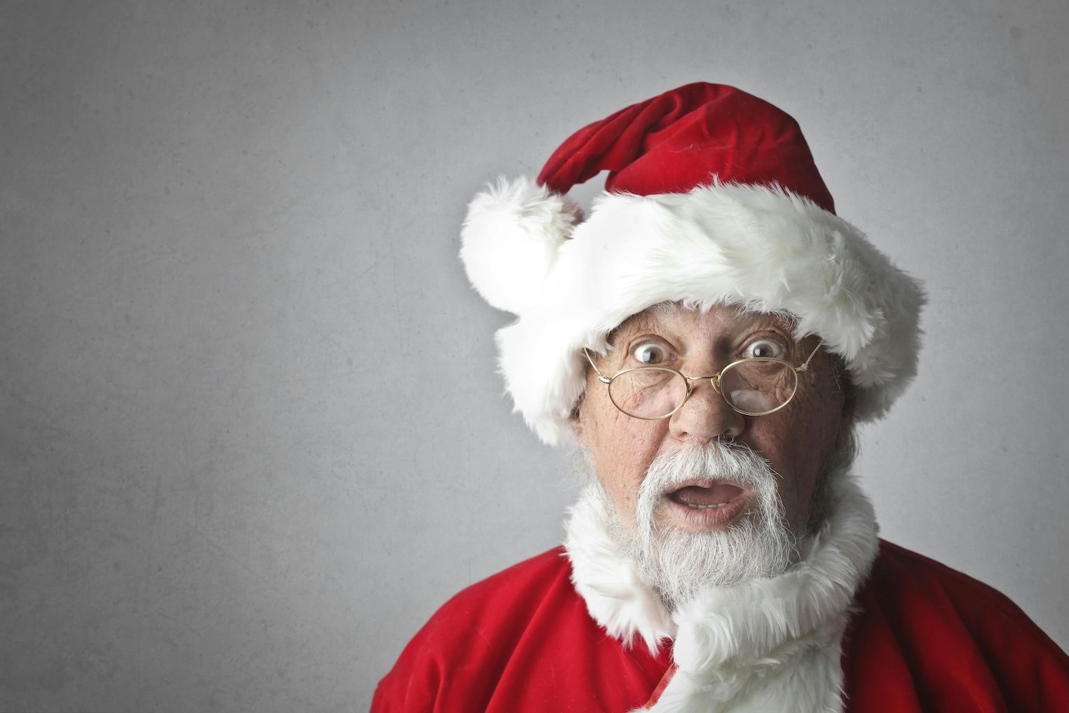 santa claus on the gray background