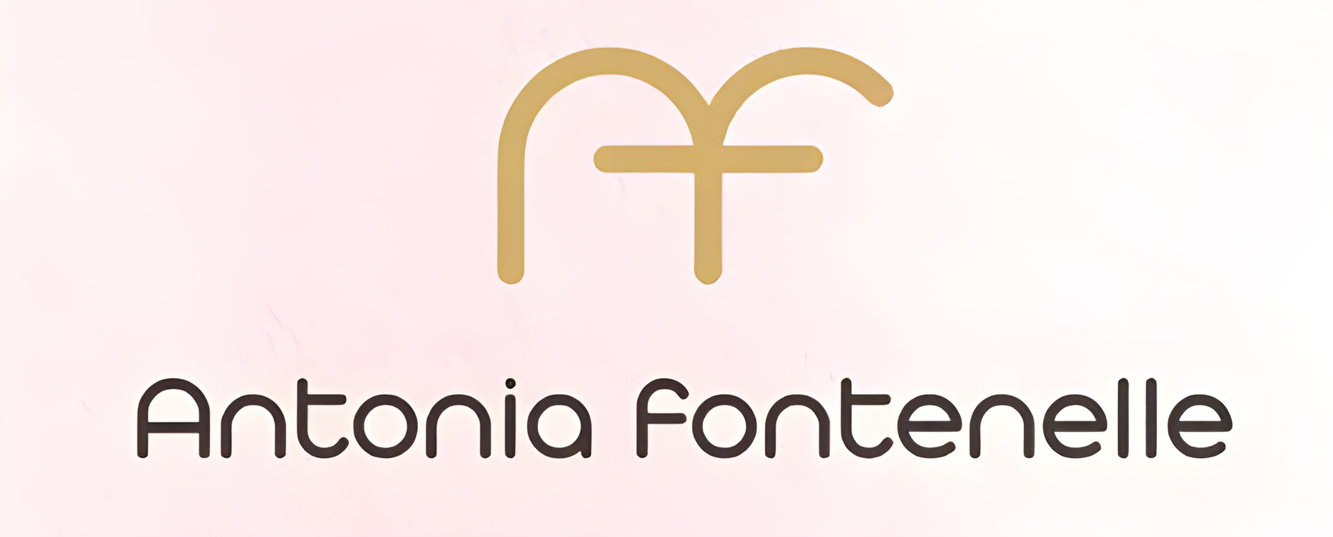 Picture of Antonia Fontenelle brand