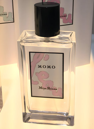 Momo by Miya Shinma perfume bottle
