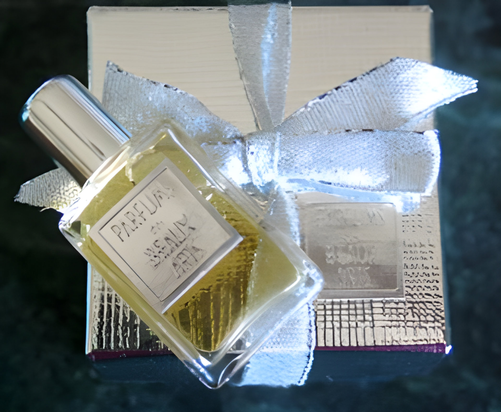 Picture of The Beat Look fragrance