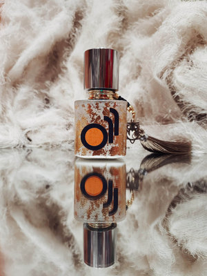 Chouette Vierge No. 11 by Chouette Vierge Parfumée perfume bottle