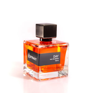 Day by Extract perfume bottle