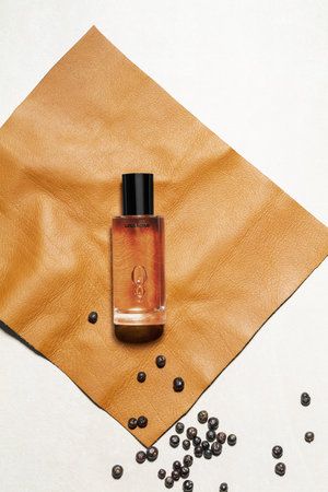 JUNIPER LEATHER by LEGENDÄR perfume bottle