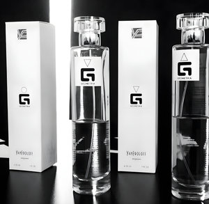 Geometria △ C by YanFroloff perfume bottle