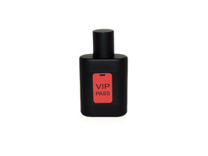 Право by Theme perfume bottle