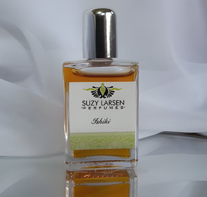 Ishiki by Suzy Larsen Perfumes perfume bottle