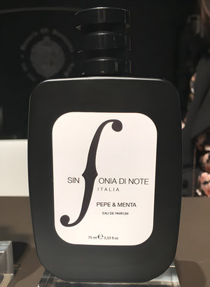 Pepe & Menta by Sinfonia di Note perfume bottle
