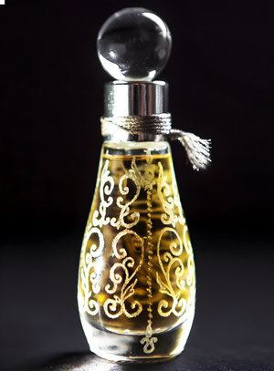 Shadow Gardens Темные Аллеи by Ladanika perfume bottle