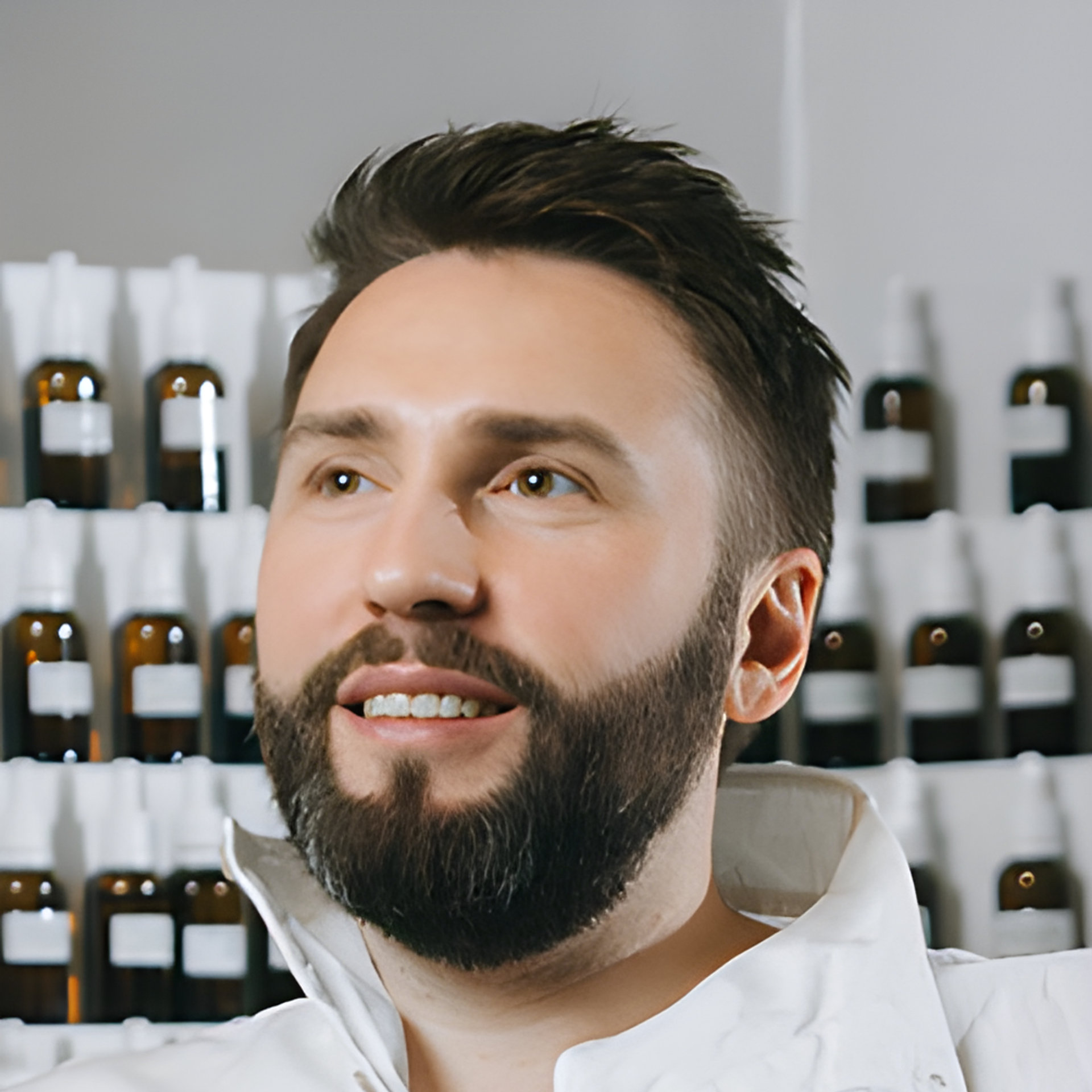 Picture of Yan Froloff perfumer