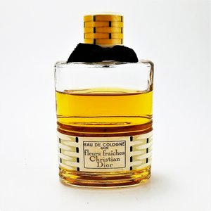 Eau de Cologne Aux Fleurs Fraiches by Dior perfume bottle