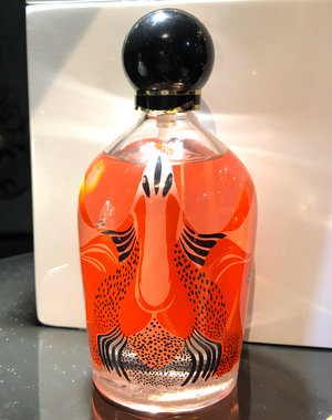 E 4 by Atelier d'Artistes By Alexandre.J perfume bottle