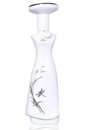 Miss Vietnam Hue by Saigon Cosmetics perfume bottle