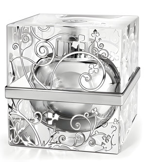 VV Platinum by Roberto Verino perfume bottle