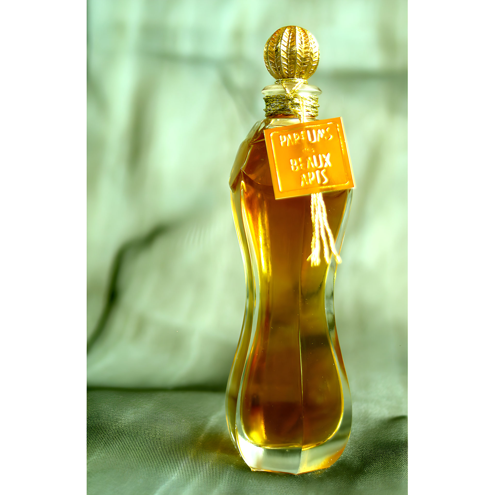 Picture of Vert Pour Madame fragrance