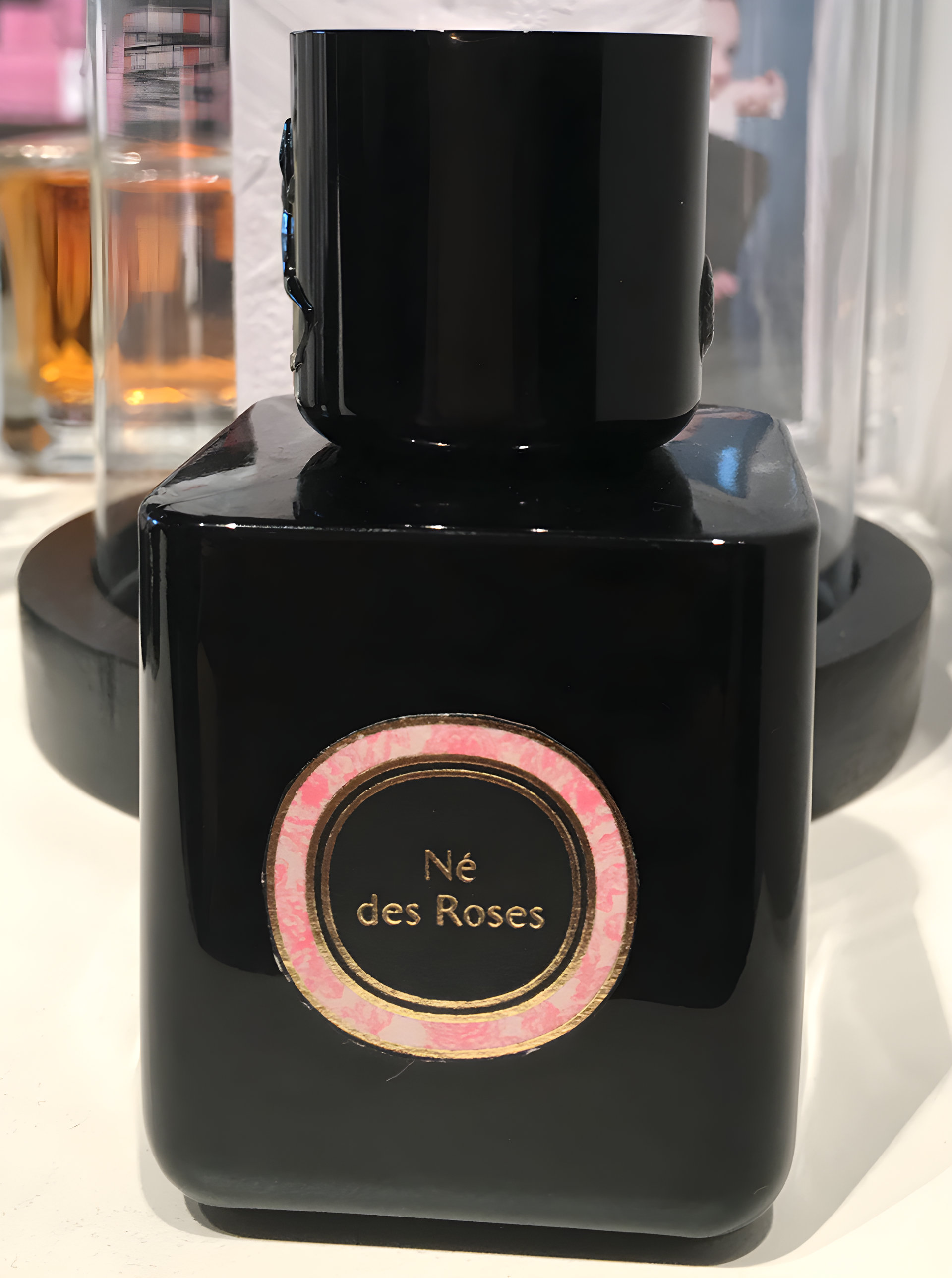 Picture of Le Soft Perfume Liquide Ne Des Roses fragrance