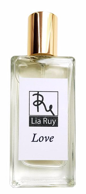 Love by Lia Ruy perfume bottle