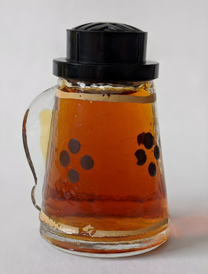 Праздник Урожая (Harvest Fest) Eau de Cologne by Flora perfume bottle