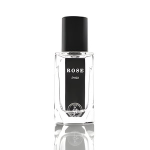 Rose Trois by Être Au Parfum perfume bottle