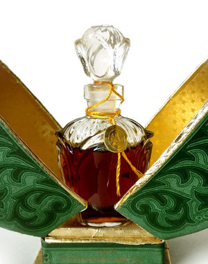 Каменный Цветок (The Stone Flower) by Новая Заря (The New Dawn) perfume bottle