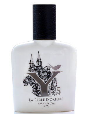 La Perle d'Orient by Y25 perfume bottle