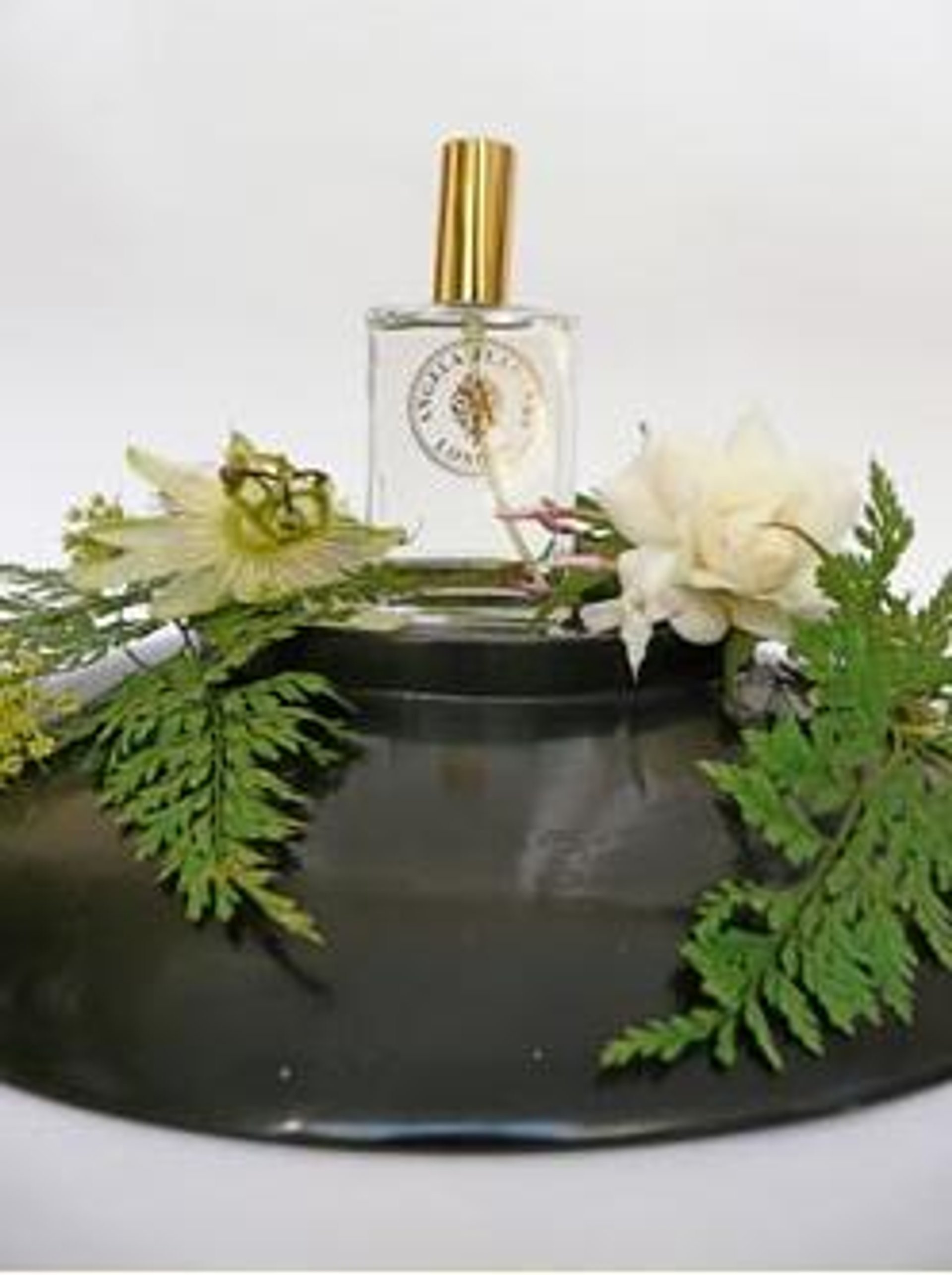 Picture of White Flowers fragrance