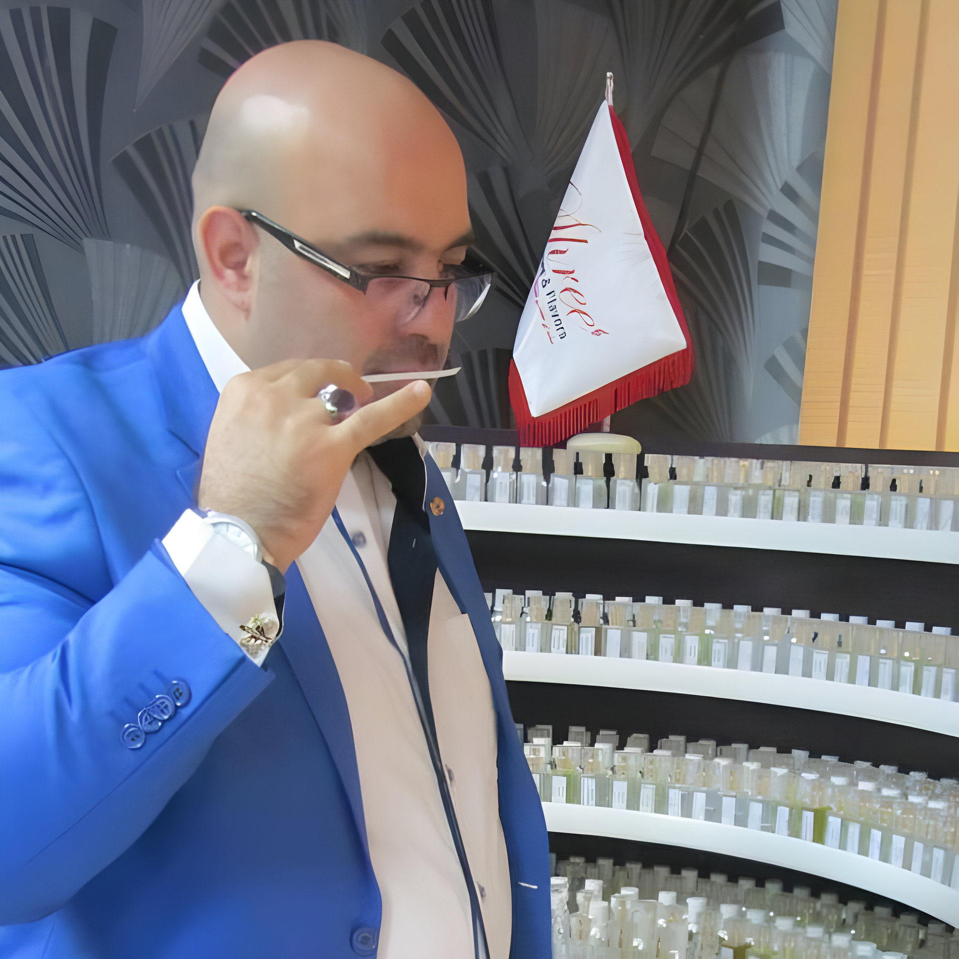 Picture of Hossein Hosseni Ekhtiarabaadi perfumer