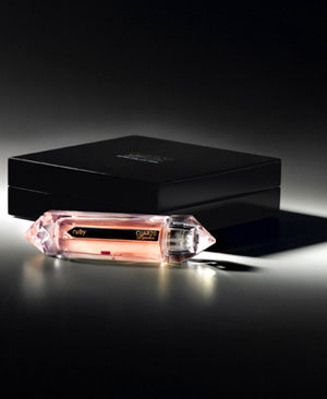 Ruby by Cuarzo Signature perfume bottle