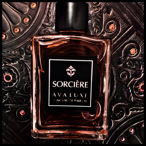 Sorciere by Ava Luxe perfume bottle