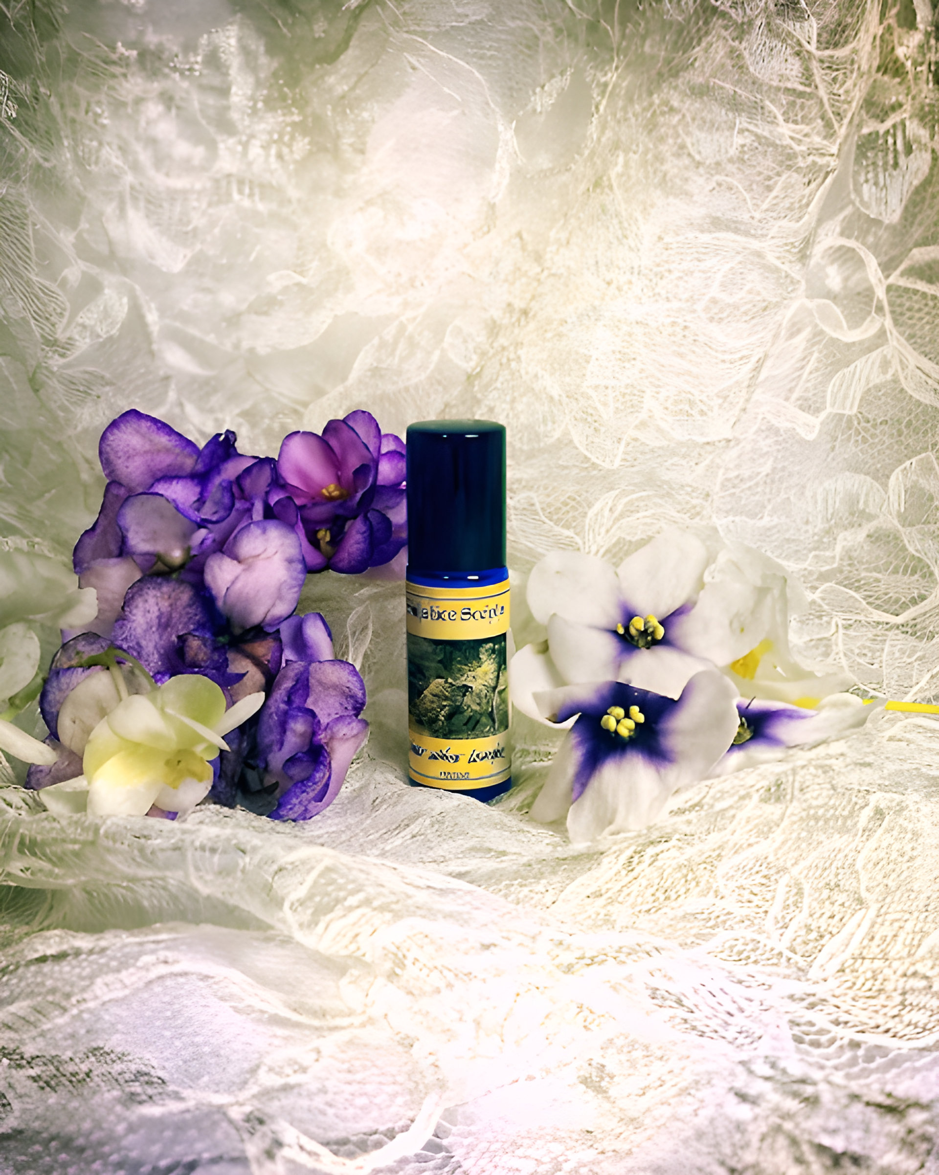 Violet White Leather by Solstice Scents