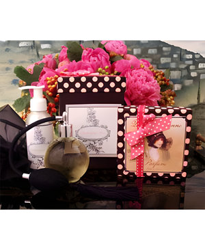 Embrasse Moi by La Bouquetiere perfume bottle