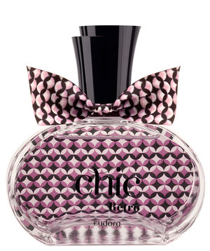 Chic Retrô by Eudora perfume bottle