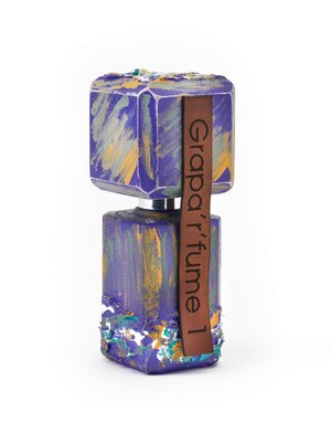Grapa R Fume 1 by Adi Ale Van perfume bottle