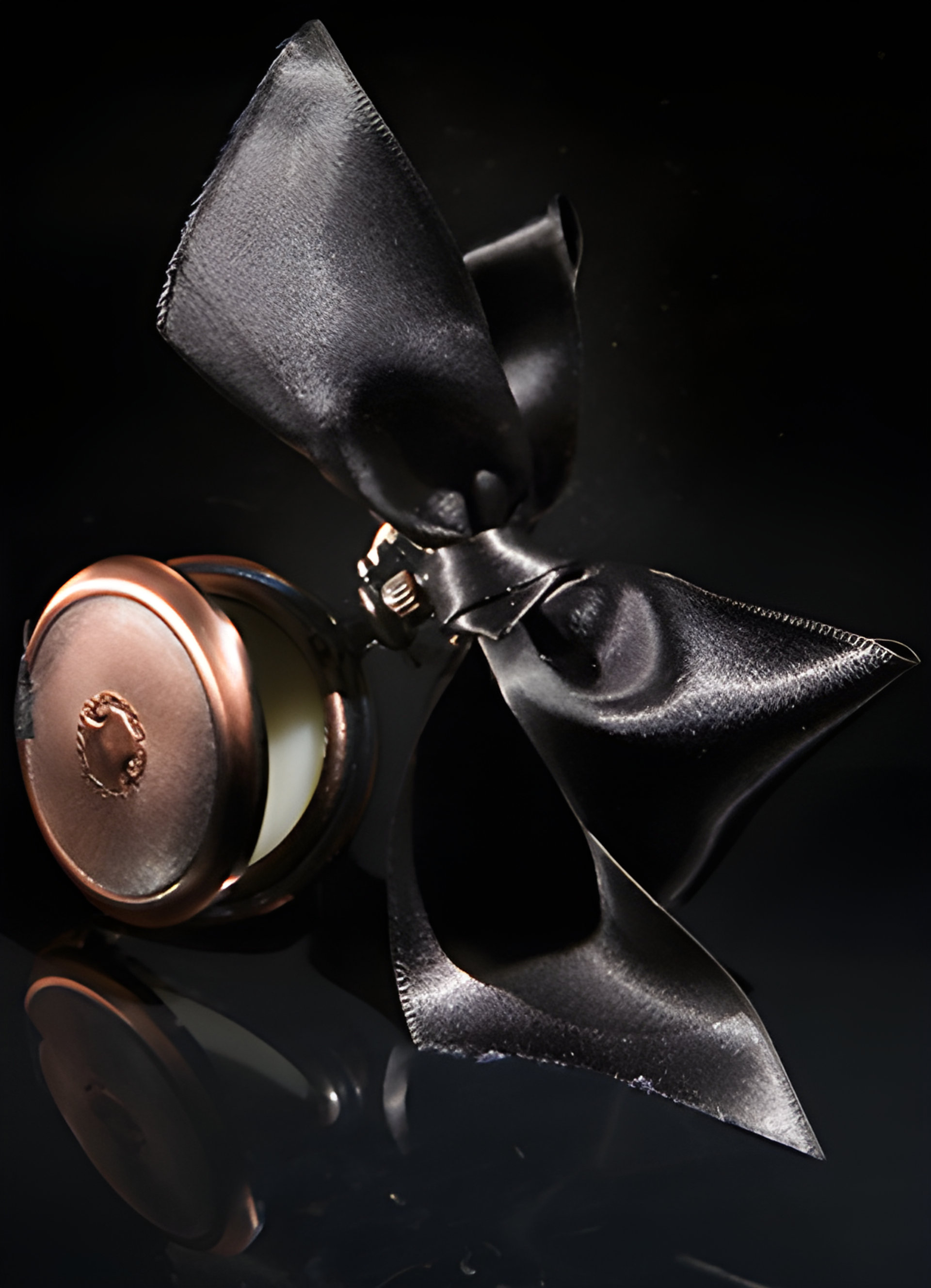 Picture of Timeless: Cassis Pocket Watch fragrance