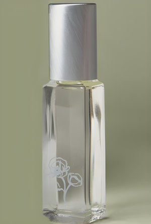 Pavane No 2 by Gwendolyn-Mary perfume bottle