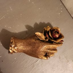 Avatar for user "tinselcreation"