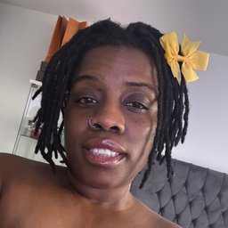 Avatar for user "sharlene"