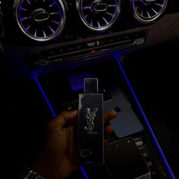 Avatar for user "akhayy"